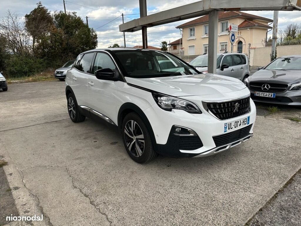 Peugeot 3008 1.6 BLUEHDI Excellium Auto 65