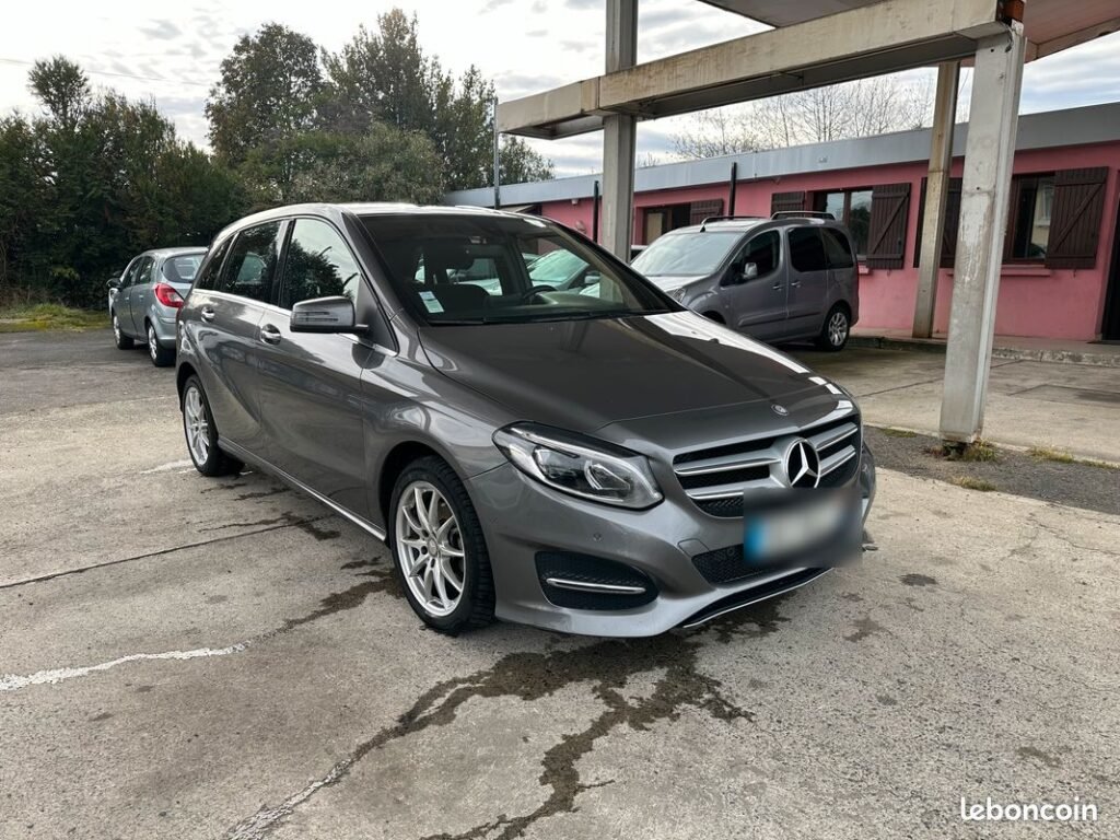 MERCEDES Classe B 220 Excellium Auto 65